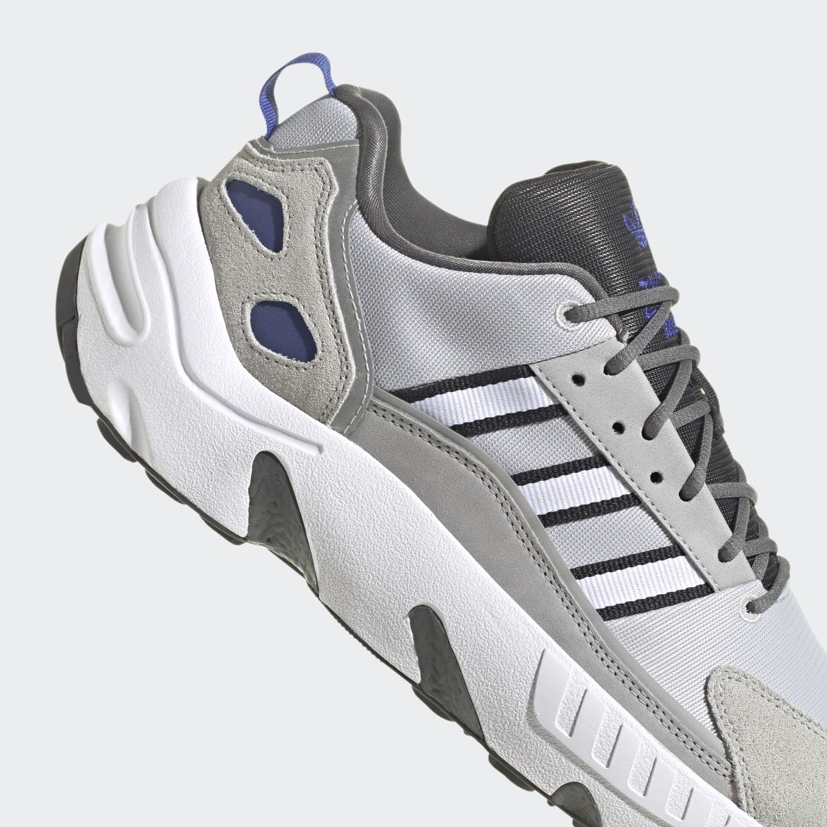 Adidas Scarpe ZX 22 BOOST. 10