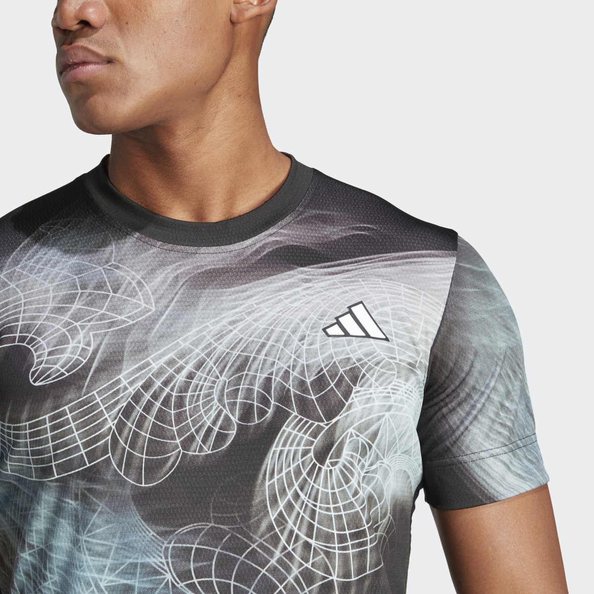 Adidas Tennis Printed AEROREADY FreeLift Pro T-Shirt. 7