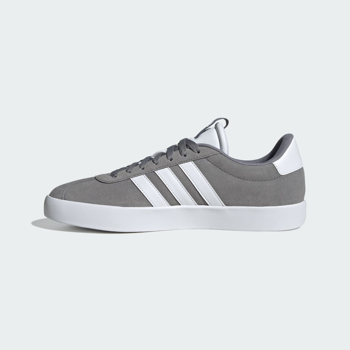 Adidas Chaussure VL Court 3.0. 7