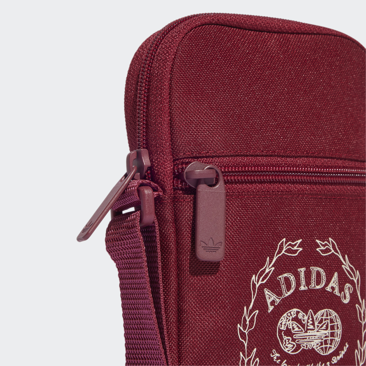 Adidas Bolsa de Festival Hack the Archive. 6