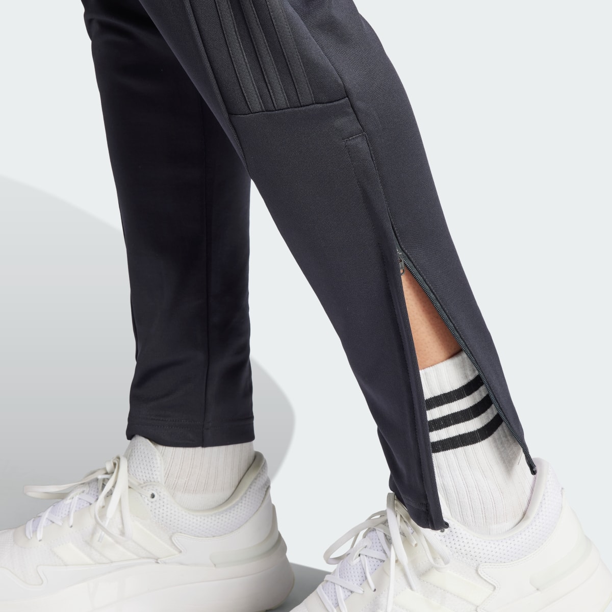 Adidas Pantalon réfléchissant Tiro. 6