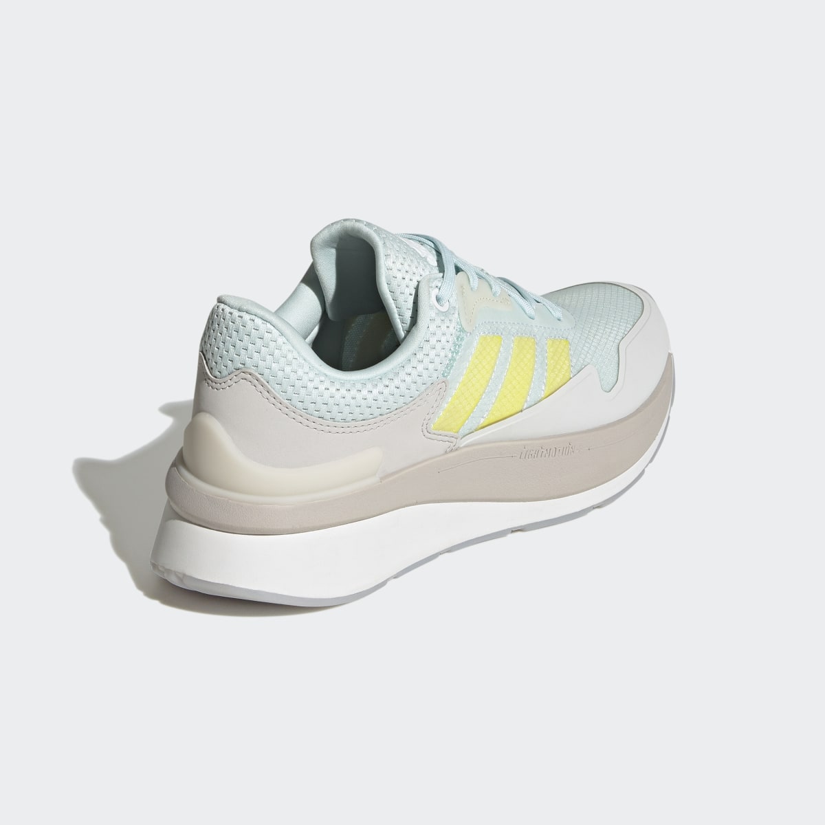 Adidas Chaussure ZNCHILL LIGHTMOTION+. 8