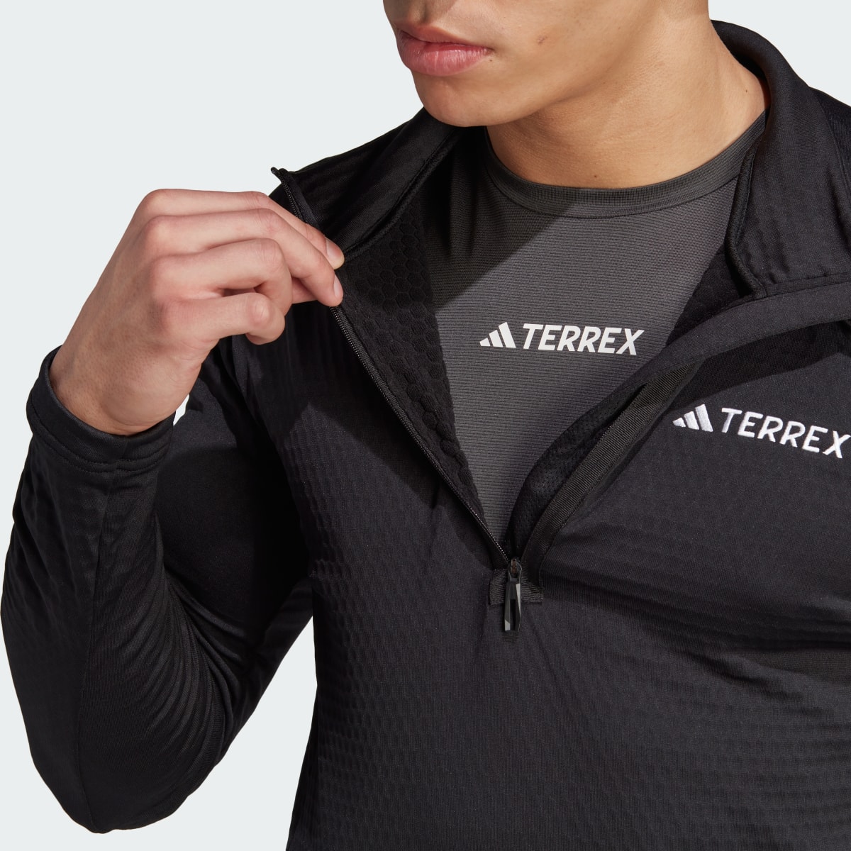 Adidas Terrex Multi Light 1/4-Zip Fleece. 10