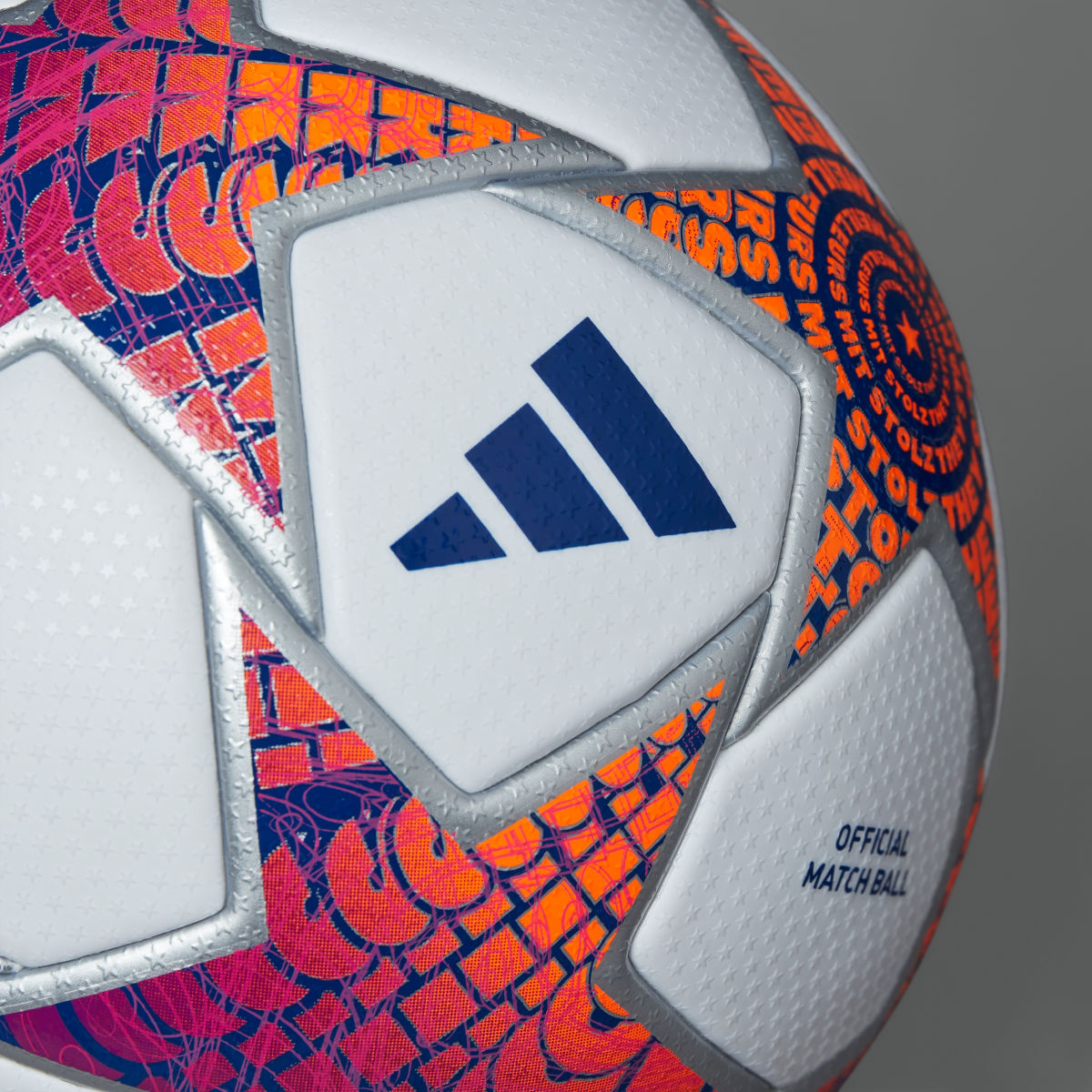 Adidas BALLON UWCL PRO. 4