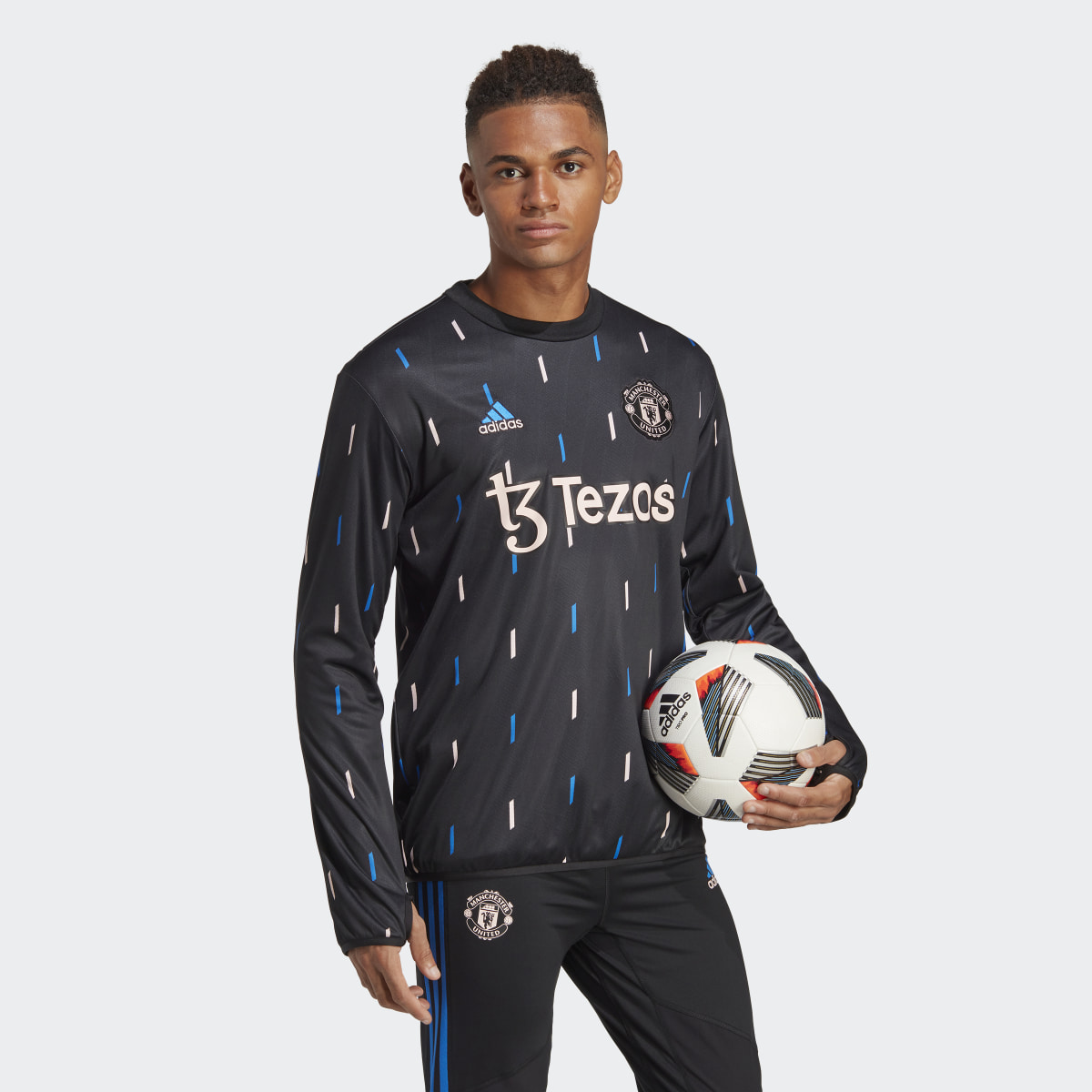 Adidas Manchester United Pre-Match Warm Top. 4