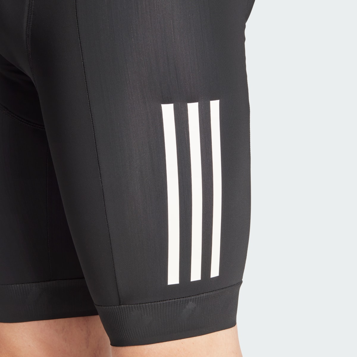 Adidas Cuissard à bretelles de cyclisme rembourré 3 bandes Essentials. 8