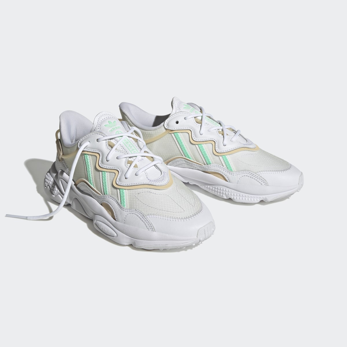 Adidas OZWEEGO Schuh. 5