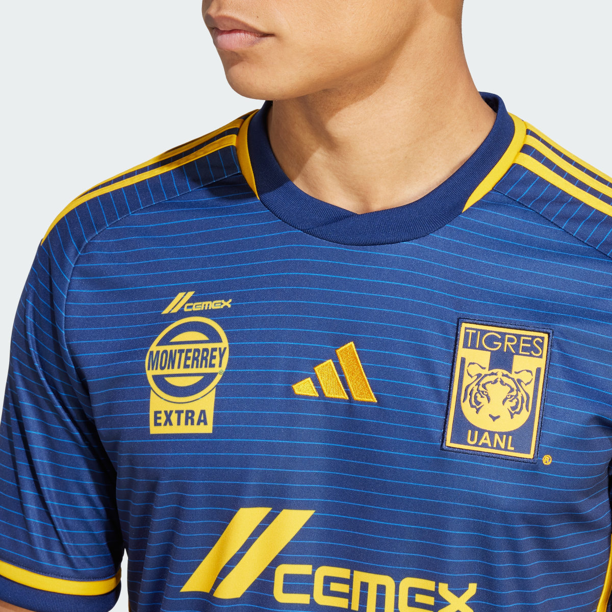 Adidas Jersey Uniforme de Visitante Tigres UANL 23/24. 8