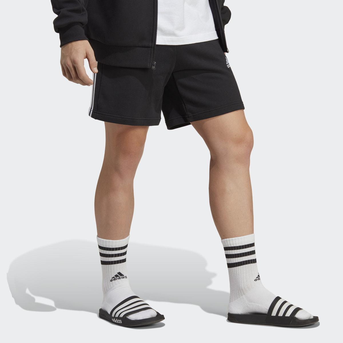 Adidas Essentials French Terry 3-Streifen Shorts. 4