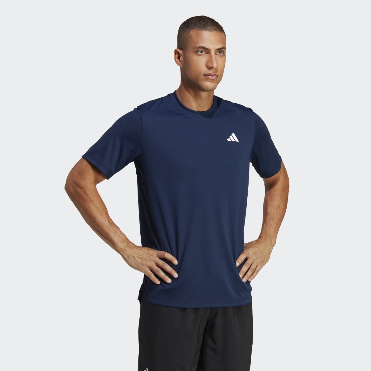 Adidas T-shirt de Ténis Club. 4