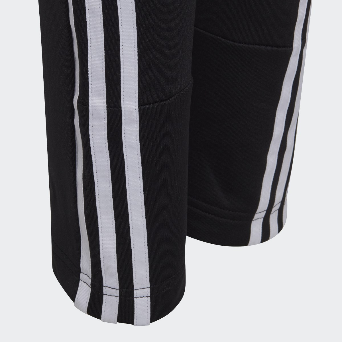 Adidas Pantalón AEROREADY Primegreen Tapered 3 bandas. 5