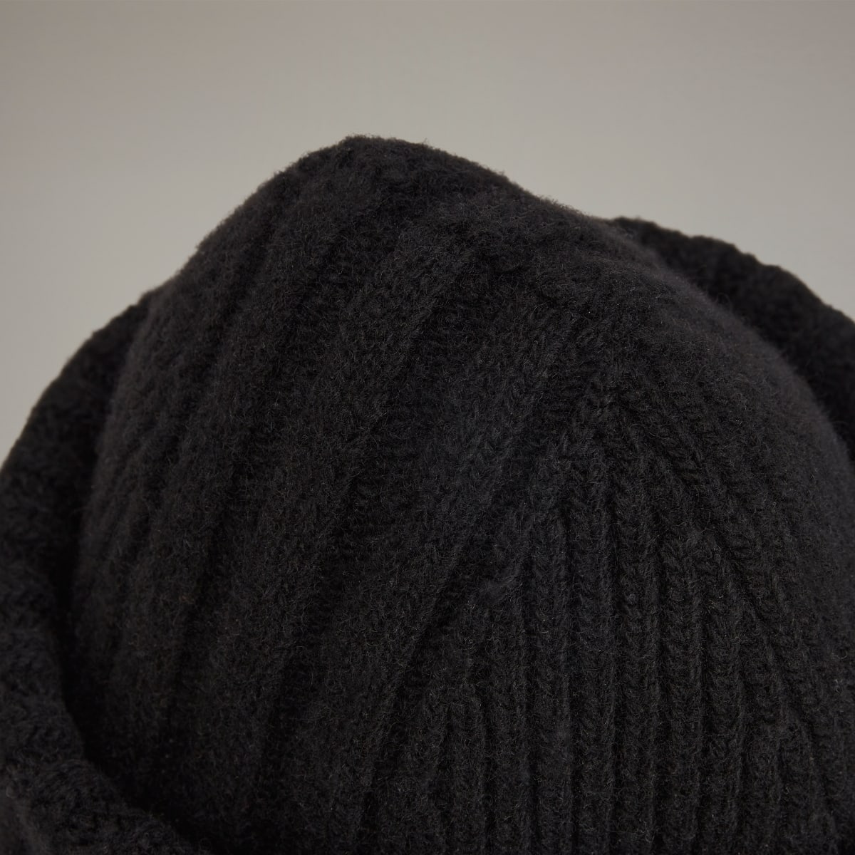 Adidas Gorro Knitted Y-3. 5