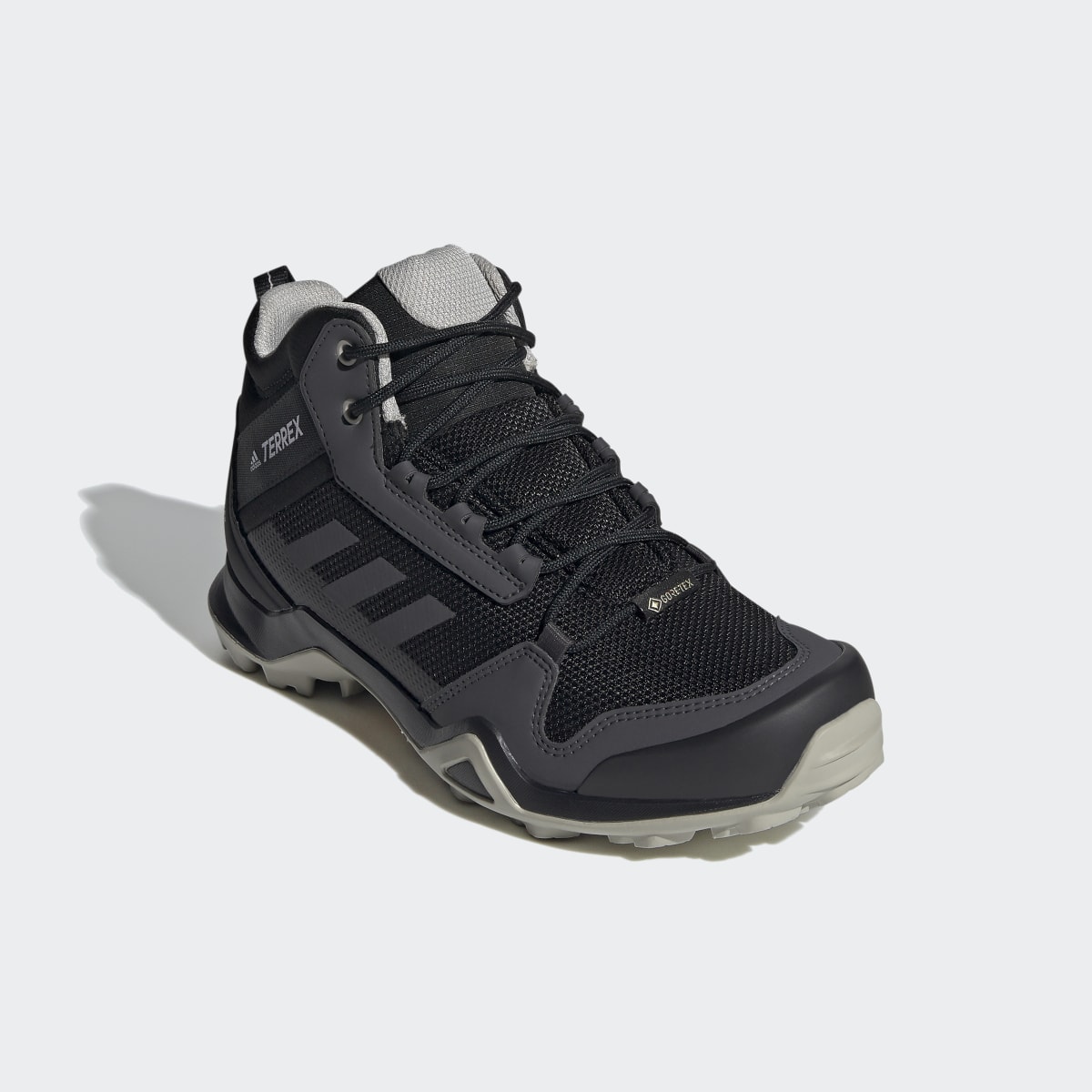 Adidas Scarpe da hiking Terrex AX3 Mid GORE-TEX. 11