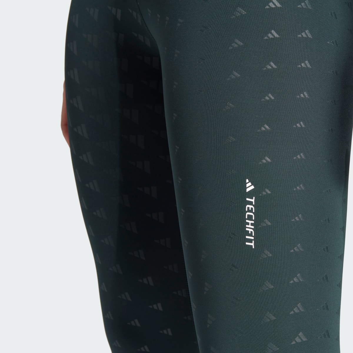 Adidas Techfit Brand Love 7/8 Tights. 5