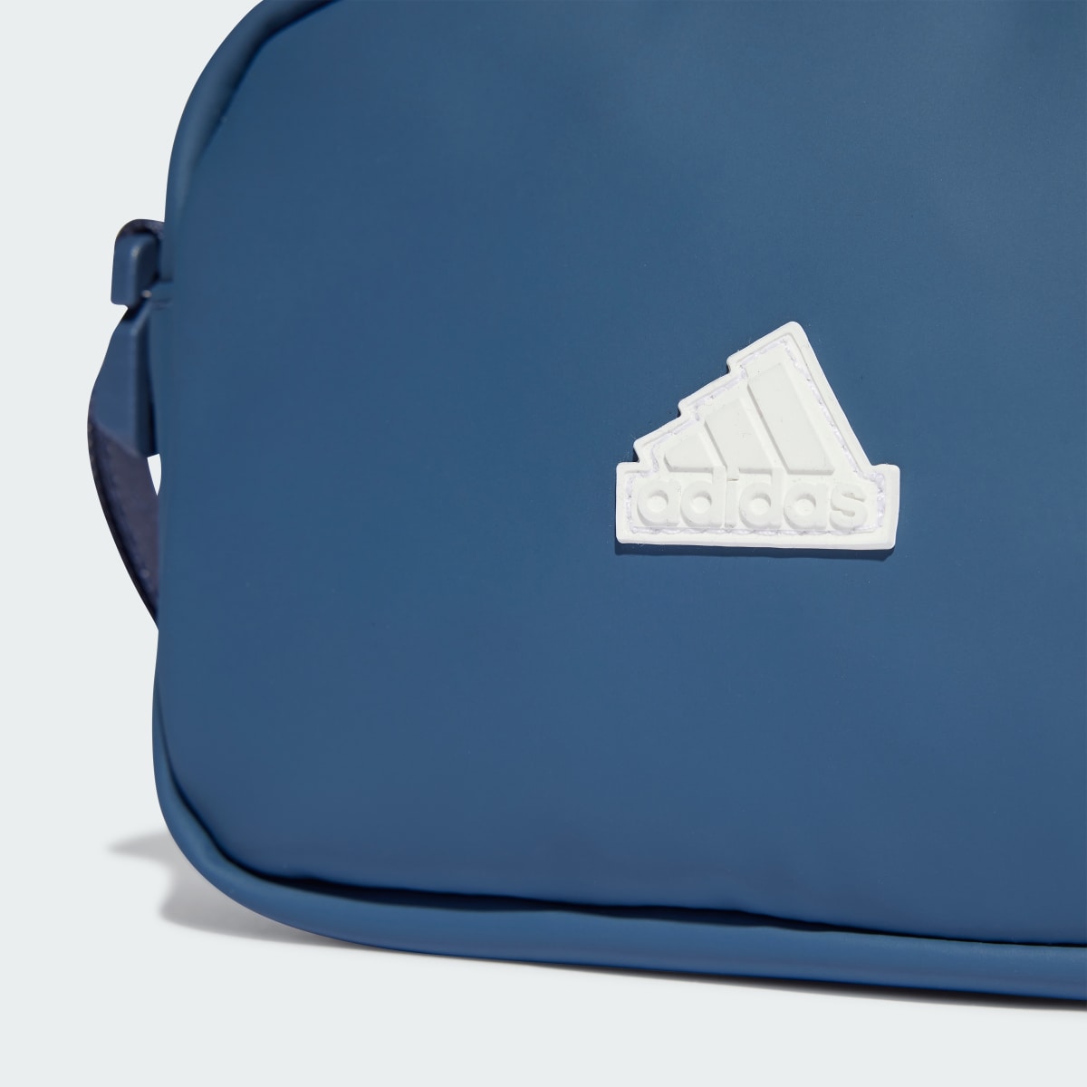 Adidas Essentials Polyurethane Bag. 7