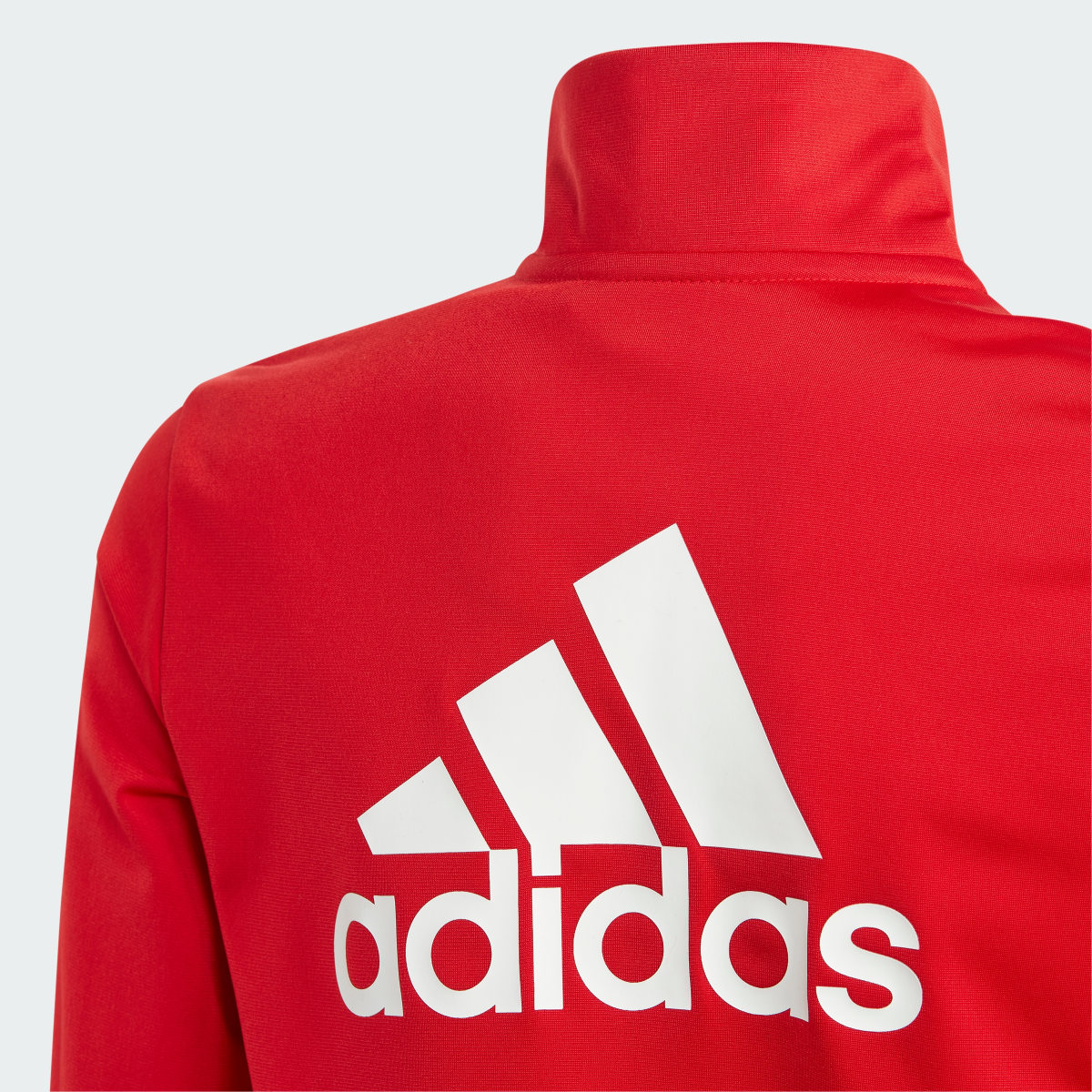 Adidas Chándal Essentials Big Logo. 10