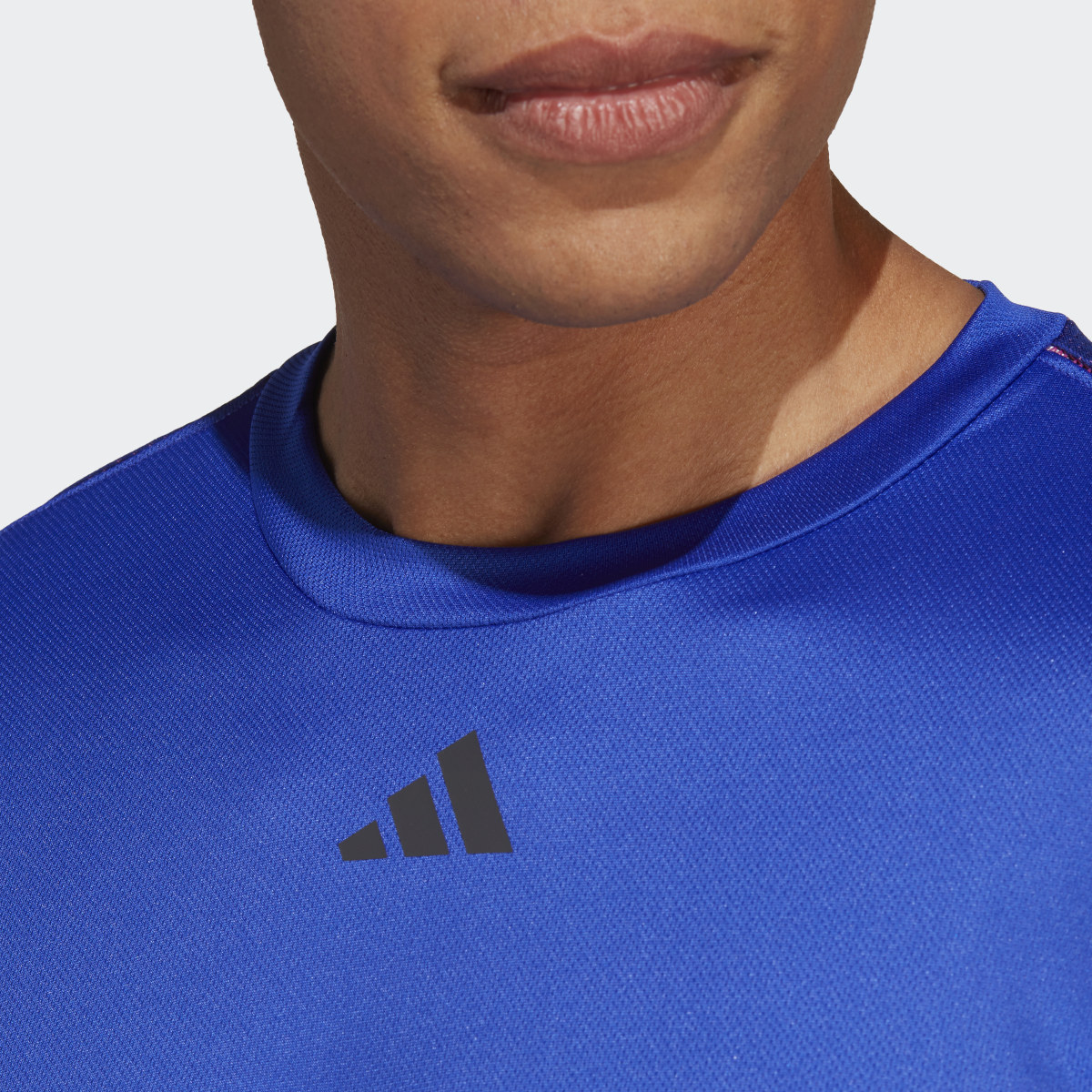 Adidas Playera de Entrenamiento HIIT Base. 6