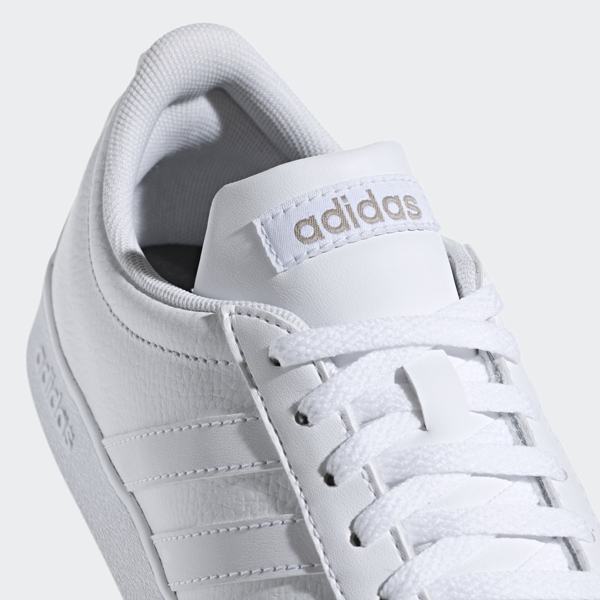 Adidas VL Court 2.0 Schuh. 10