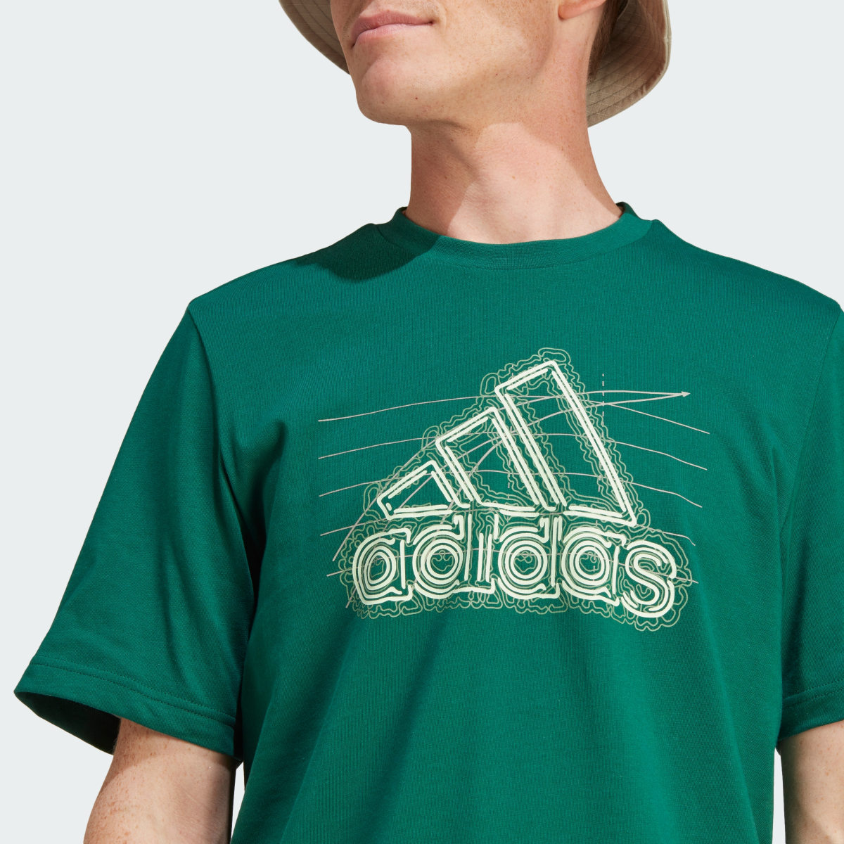 Adidas T-shirt graphique Growth Badge. 7