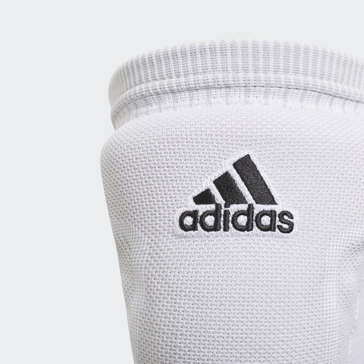 Adidas Primeknit Volleyball Kneepads. 4