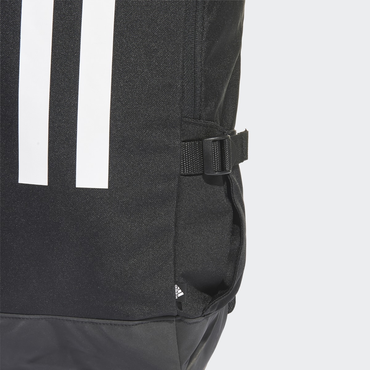 Adidas Essentials 3-Streifen Response Rucksack. 6