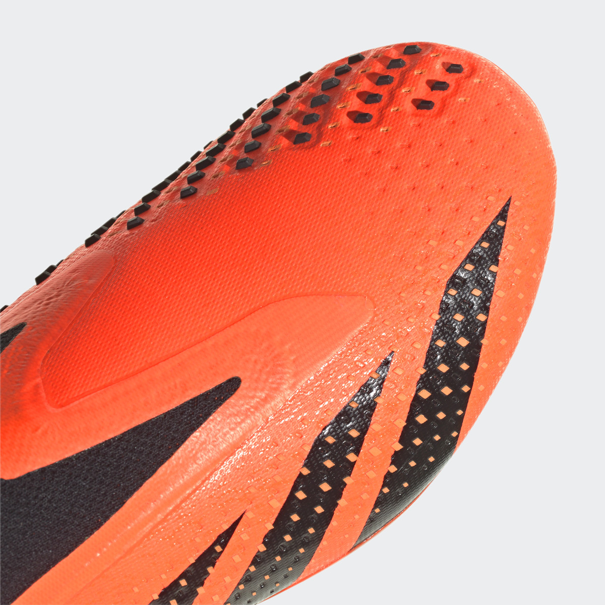 Adidas Botas de Futebol Predator Accuracy+ – Piso firme. 10