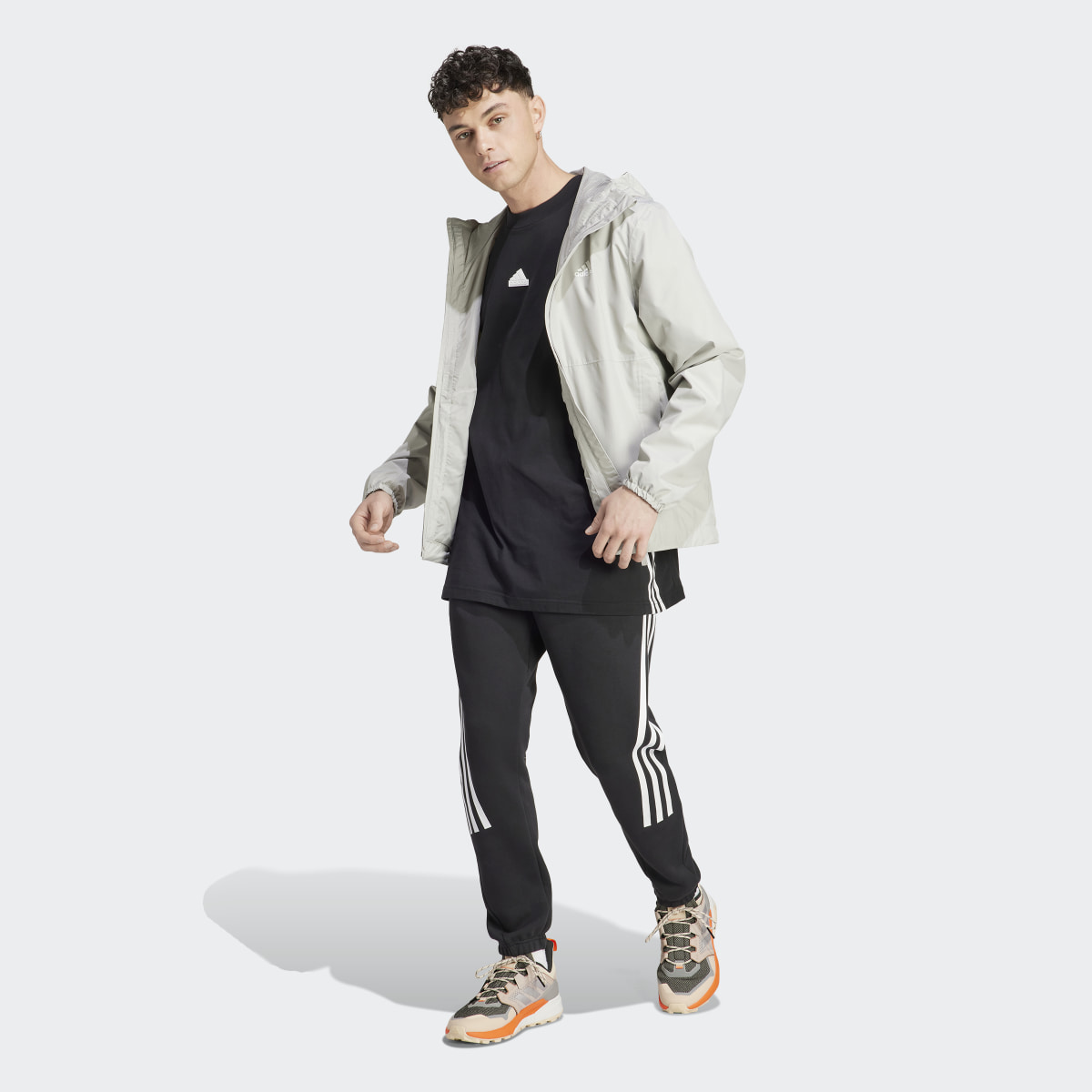 Adidas Chaqueta Essentials RAIN.RDY. 6