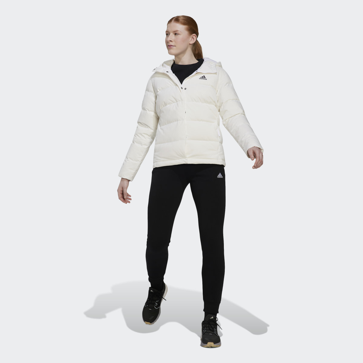 Adidas Helionic Hooded Daunenjacke. 6