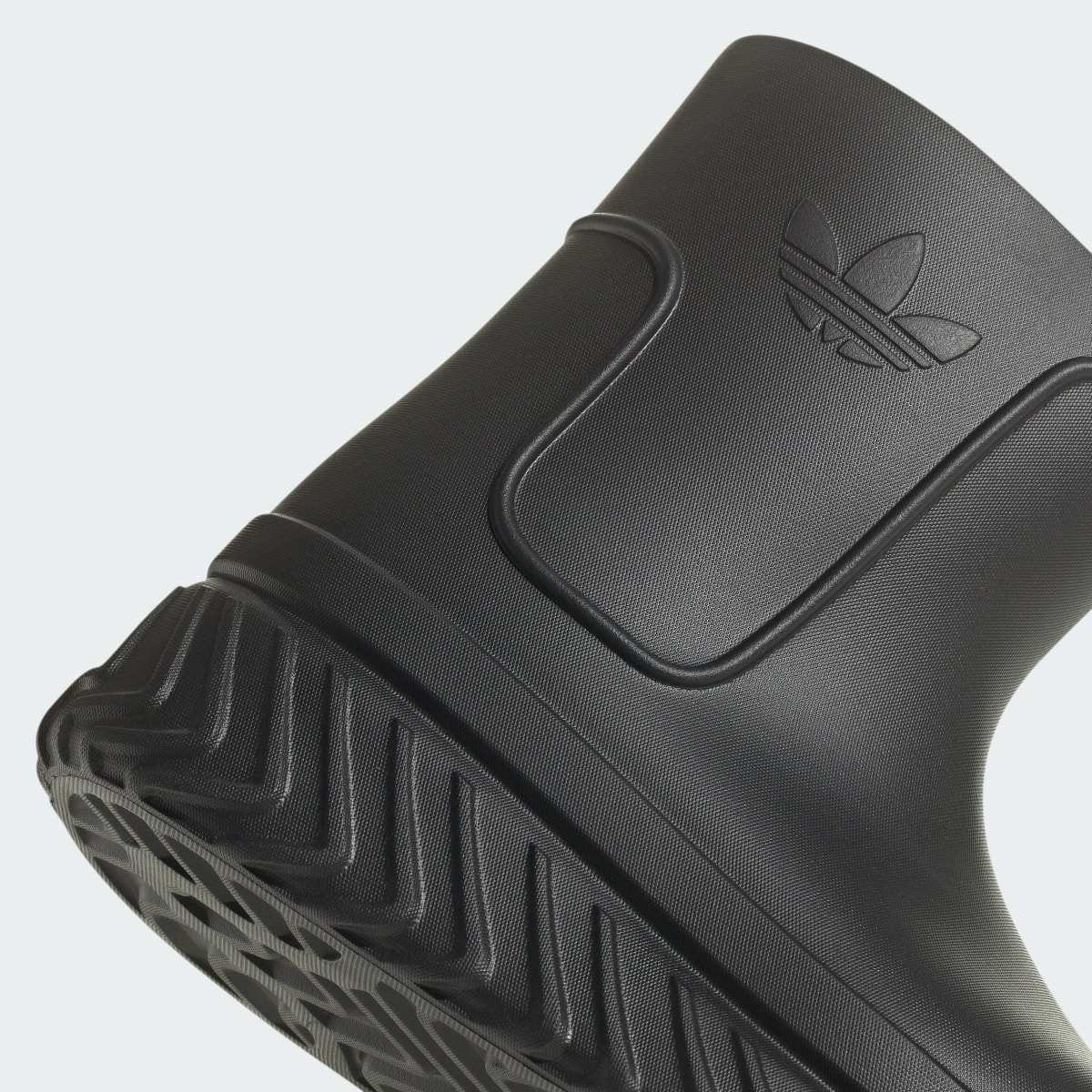 Adidas Buty AdiFOM SST Boot. 9
