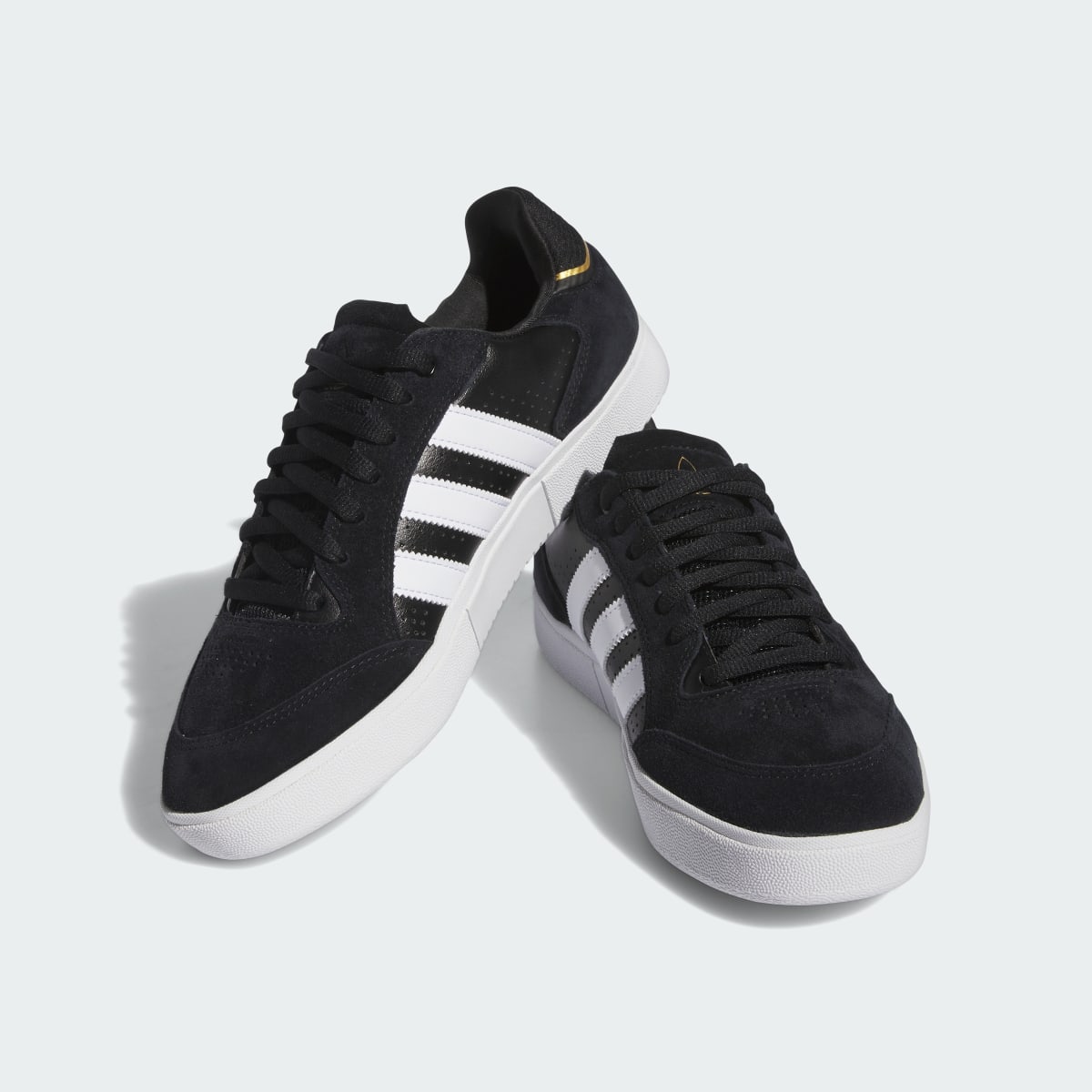 Adidas TYSHAWN LOW. 5