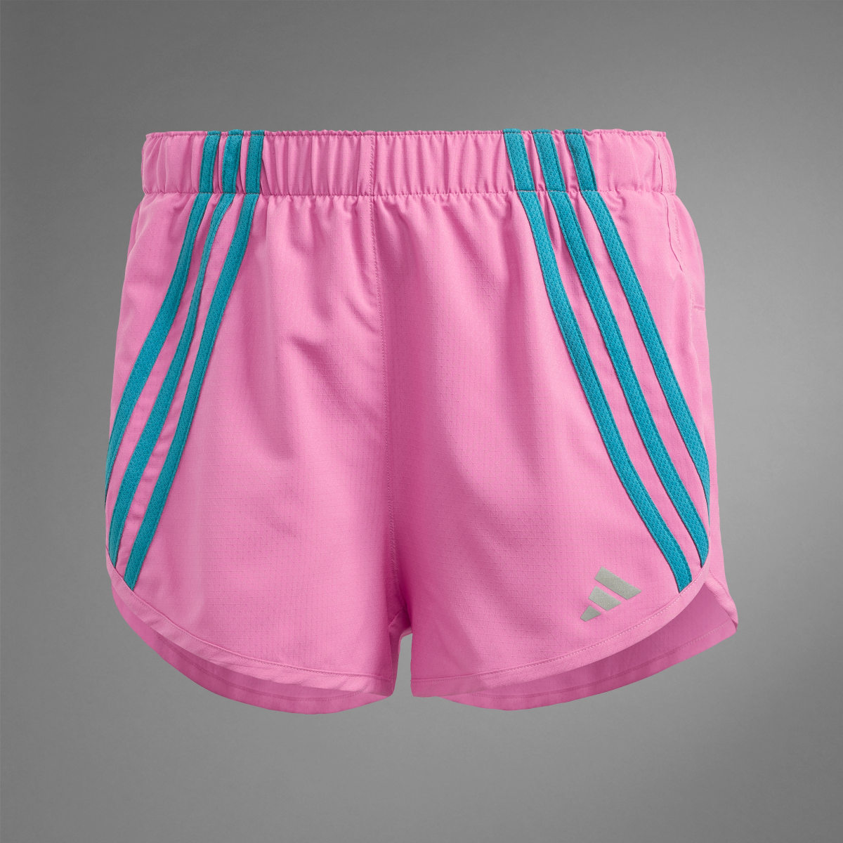 Adidas Pantalón corto Break the Norm Running. 11