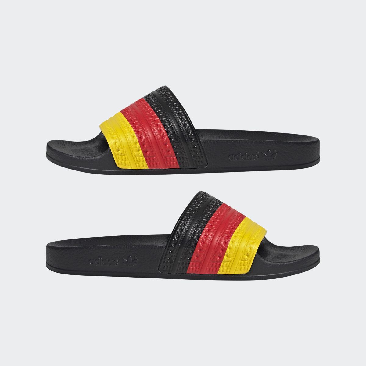 Adidas Chancla Adilette. 9