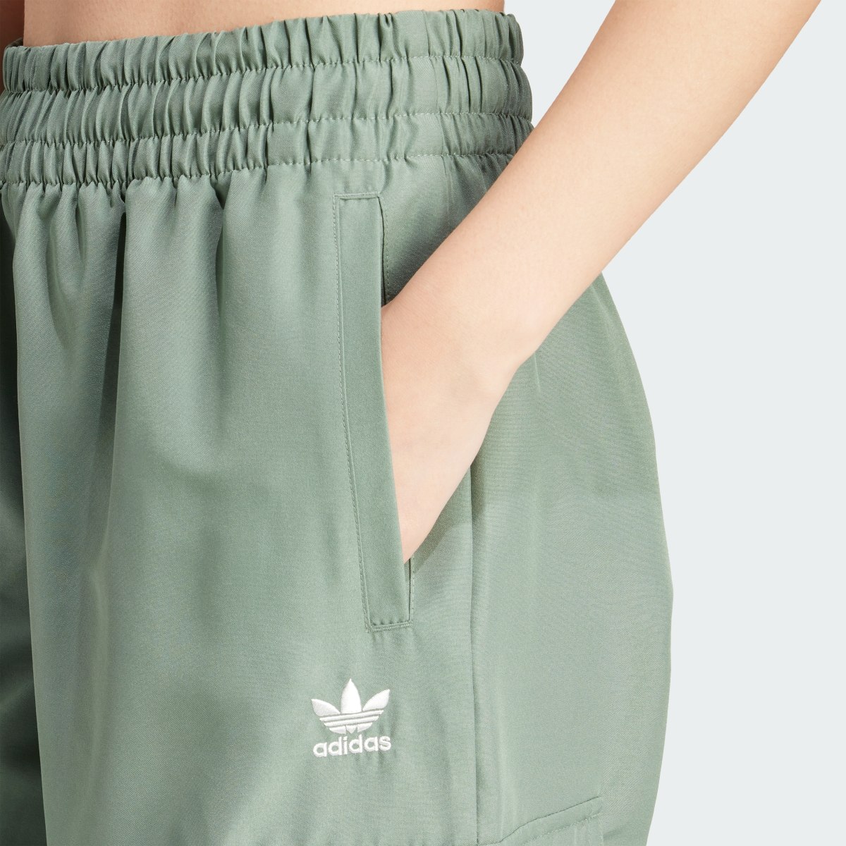 Adidas Originals Adicolor Cargo Pants. 5