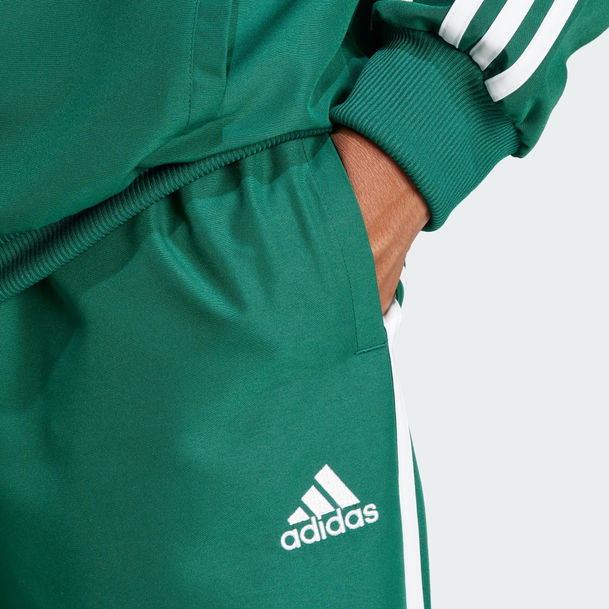 Adidas Conjunto Tejido 3 Franjas. 9