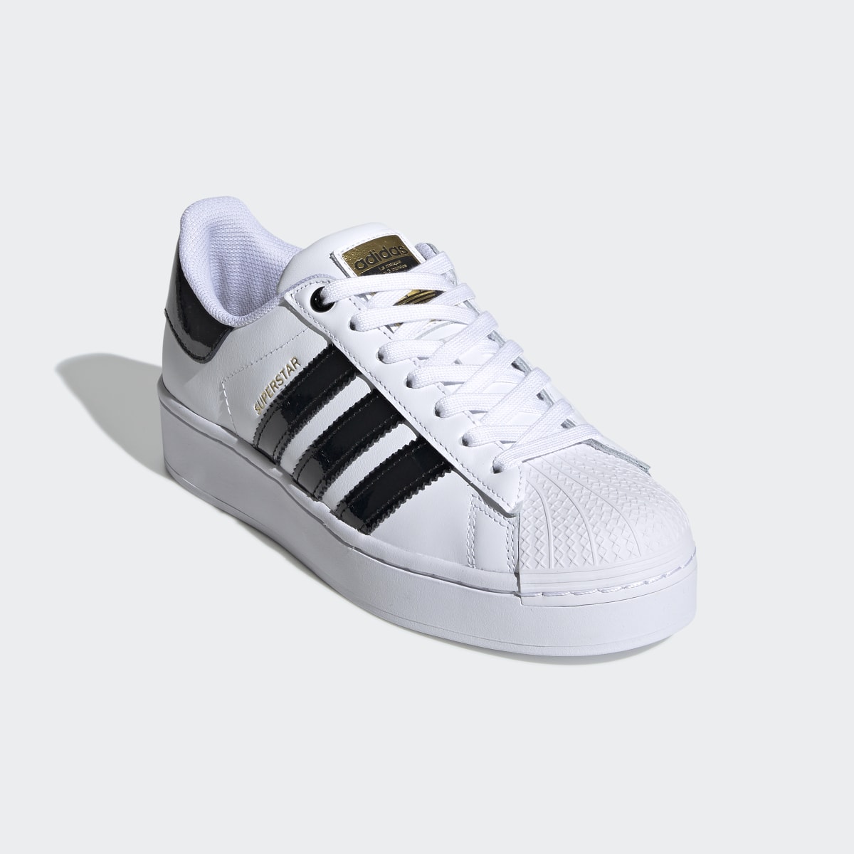 Adidas Tenis Superstar Bold Mujer. 6