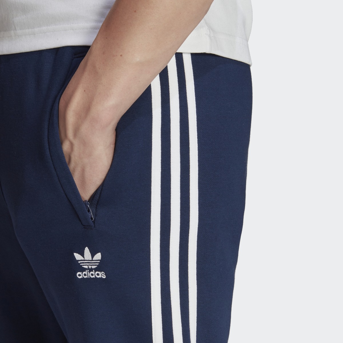 Adidas Adicolor Classics 3-Stripes Pants. 5