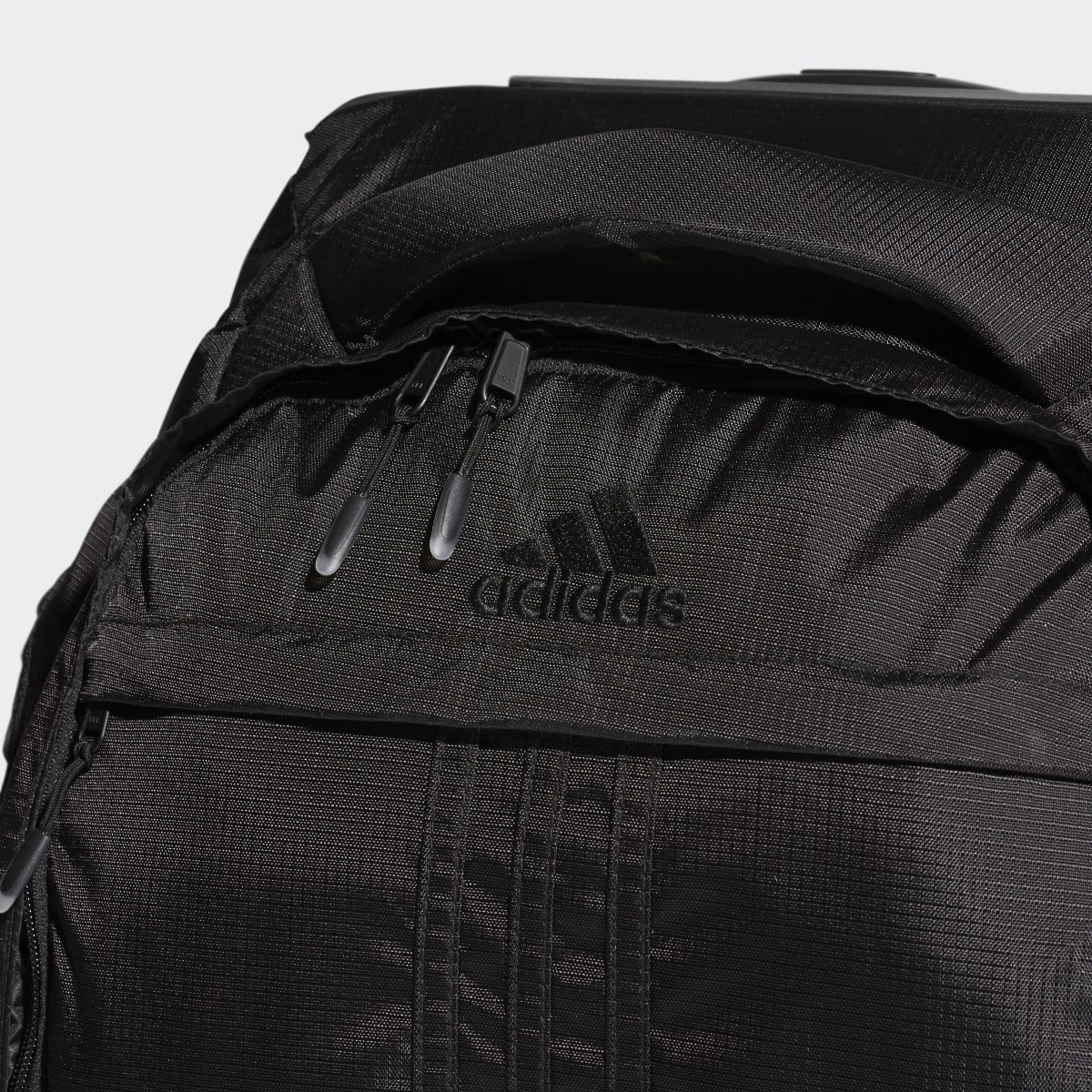 Adidas Duel 21-Inch Wheel Bag. 6