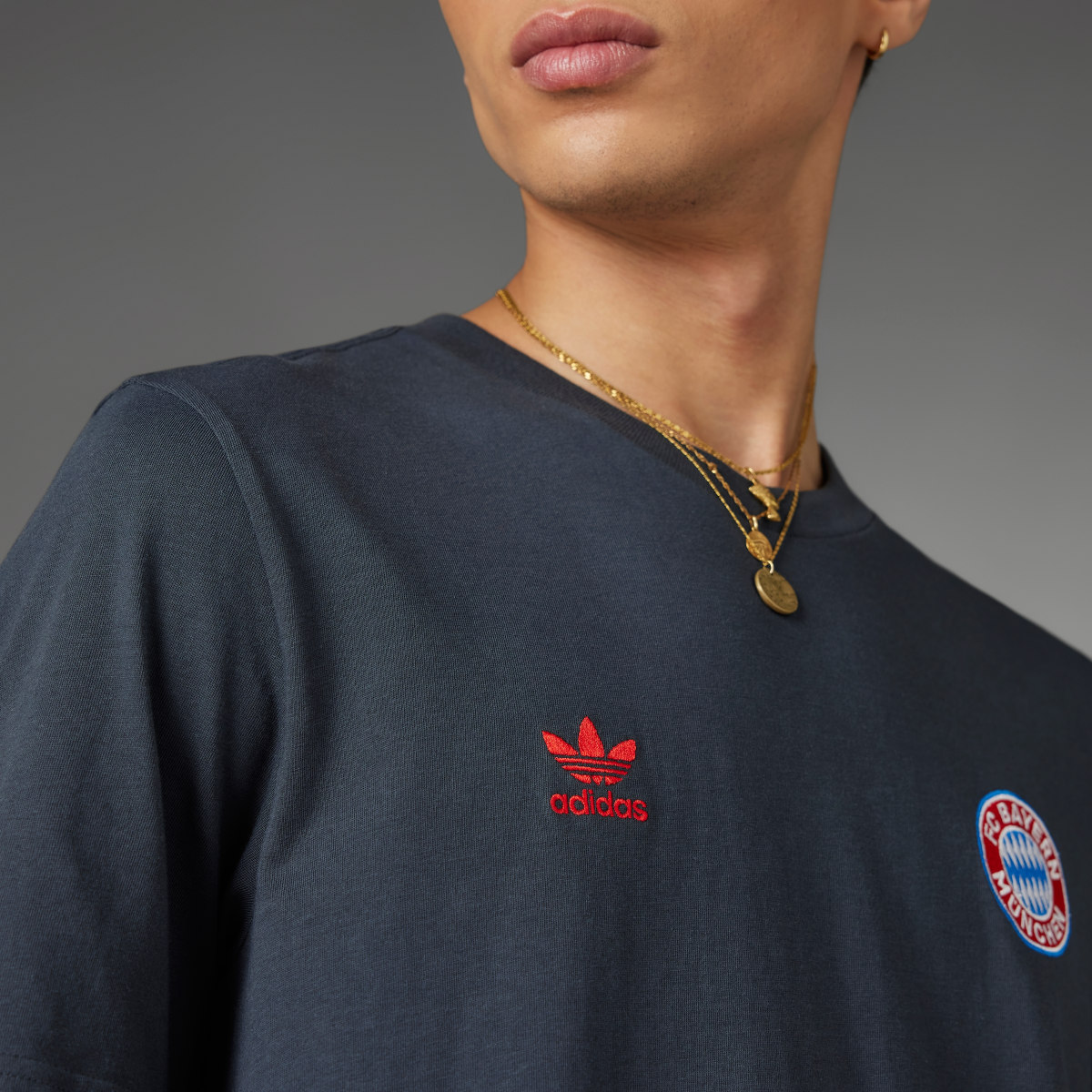 Adidas FC Bayern Essentials Trefoil Tee. 6