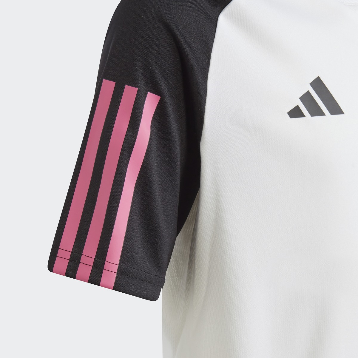 Adidas Maillot d'entraînement junior Juventus Tiro 23 junior. 6