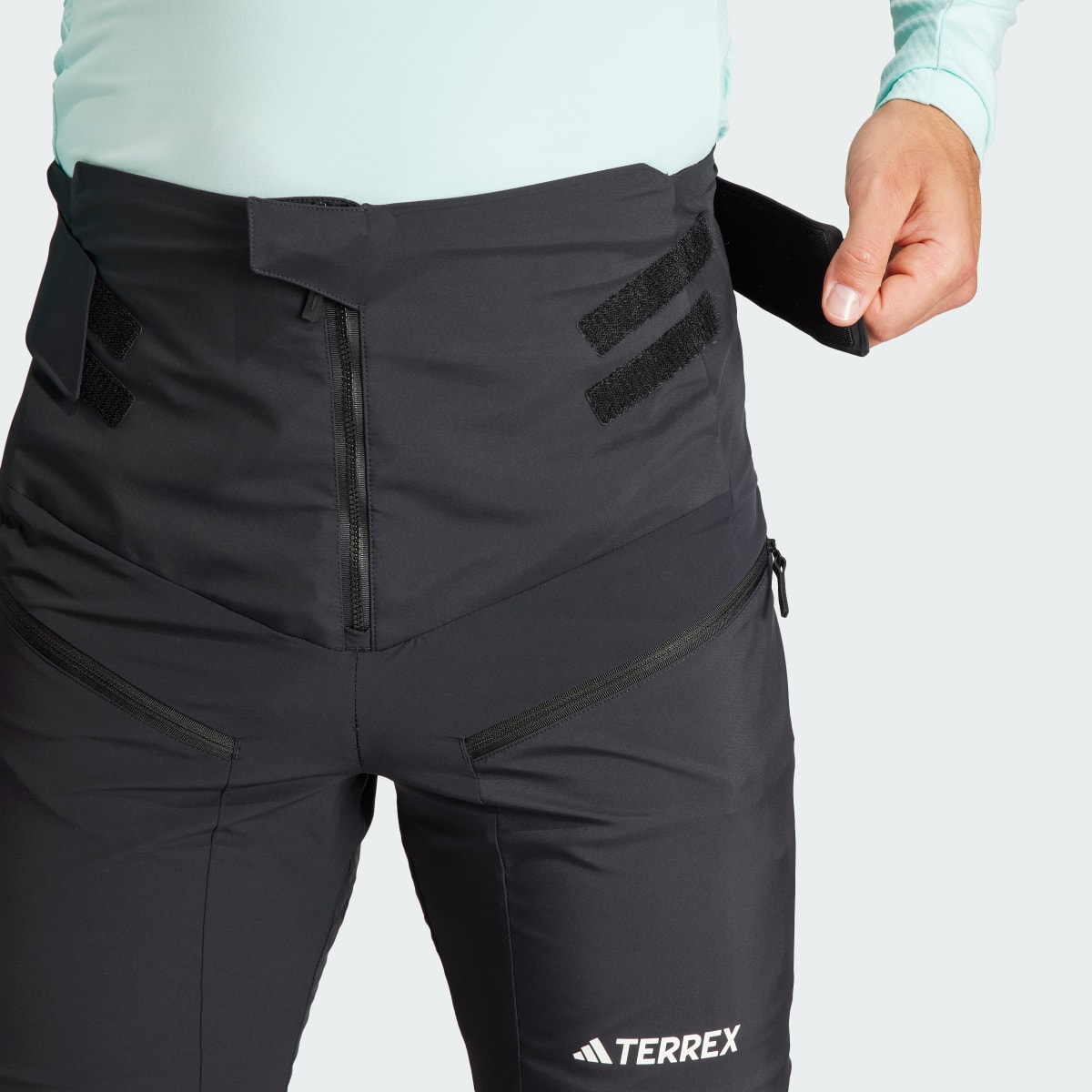 Adidas Pantalon soft shell Terrex Techrock Tour. 6