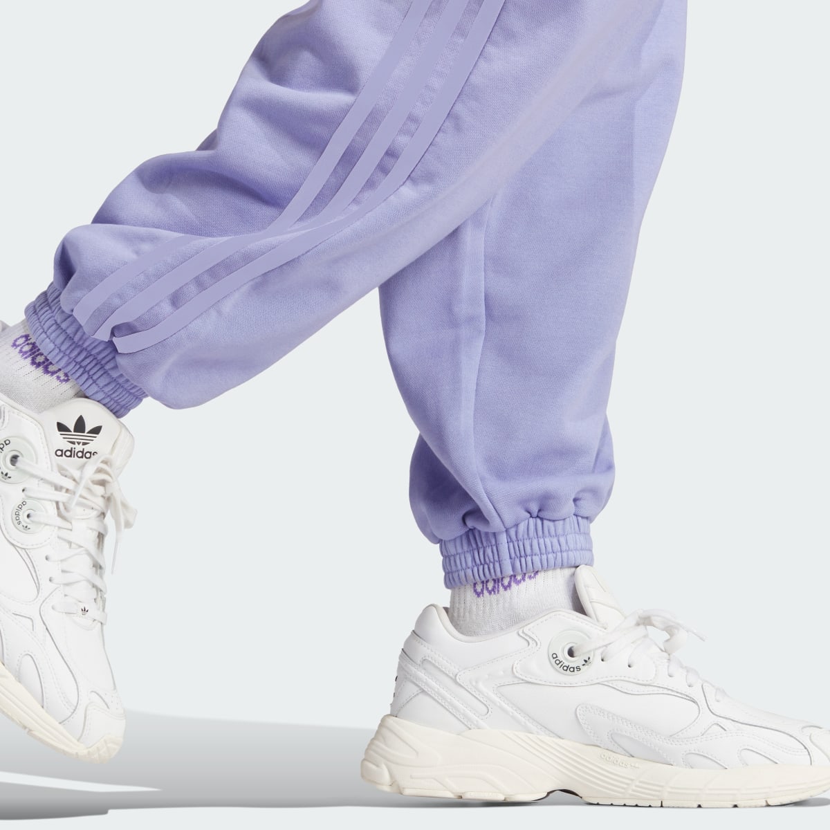 Adidas Joggers. 6