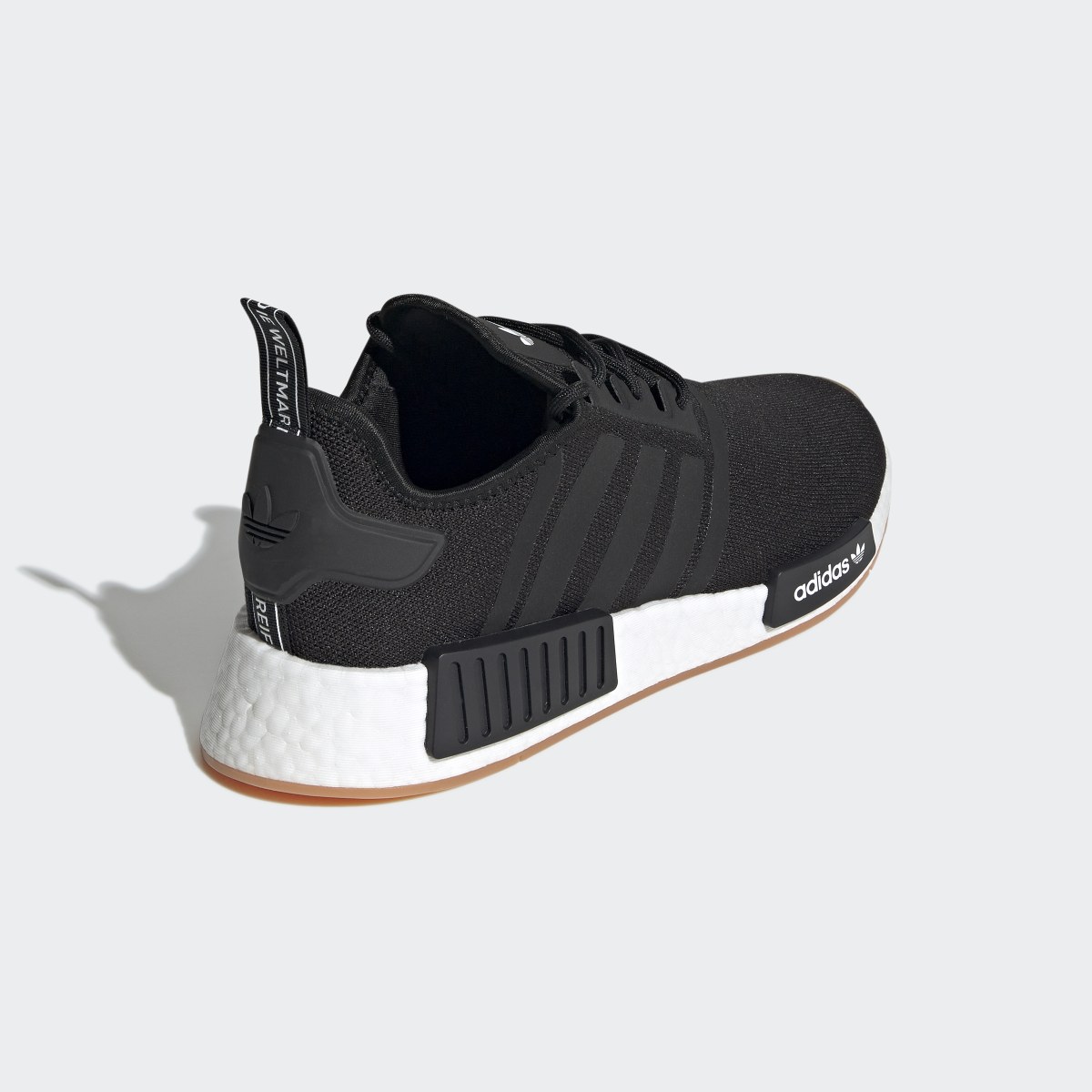 Adidas Chaussure NMD_R1. 6