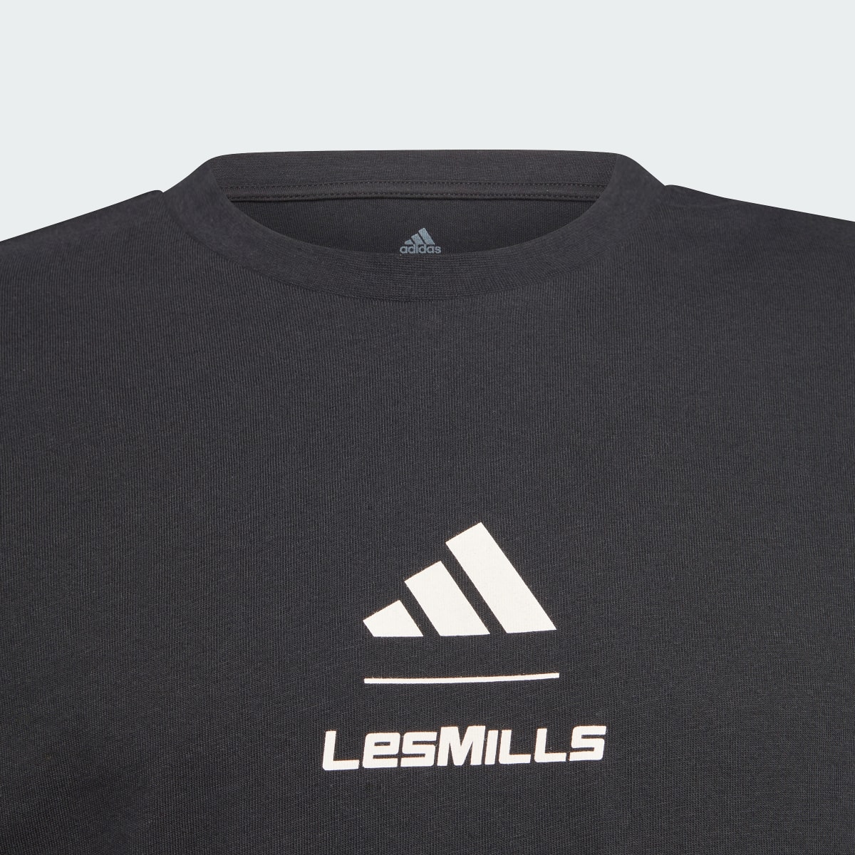Adidas LesMillsTourTM. 5