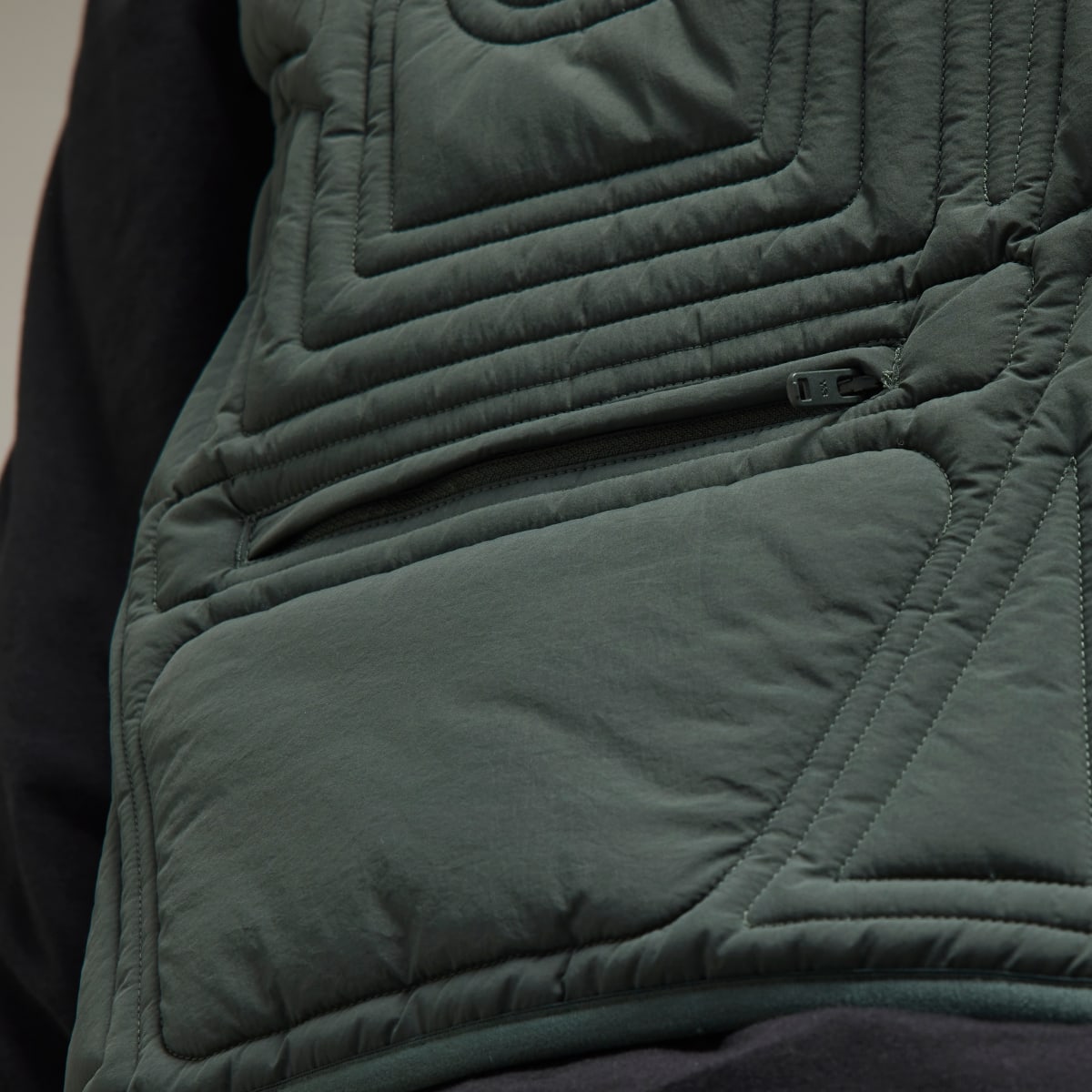 Adidas Y-3 Quilted Vest. 8