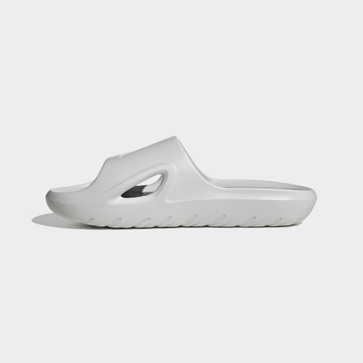 Adidas Adicane Slides. 7