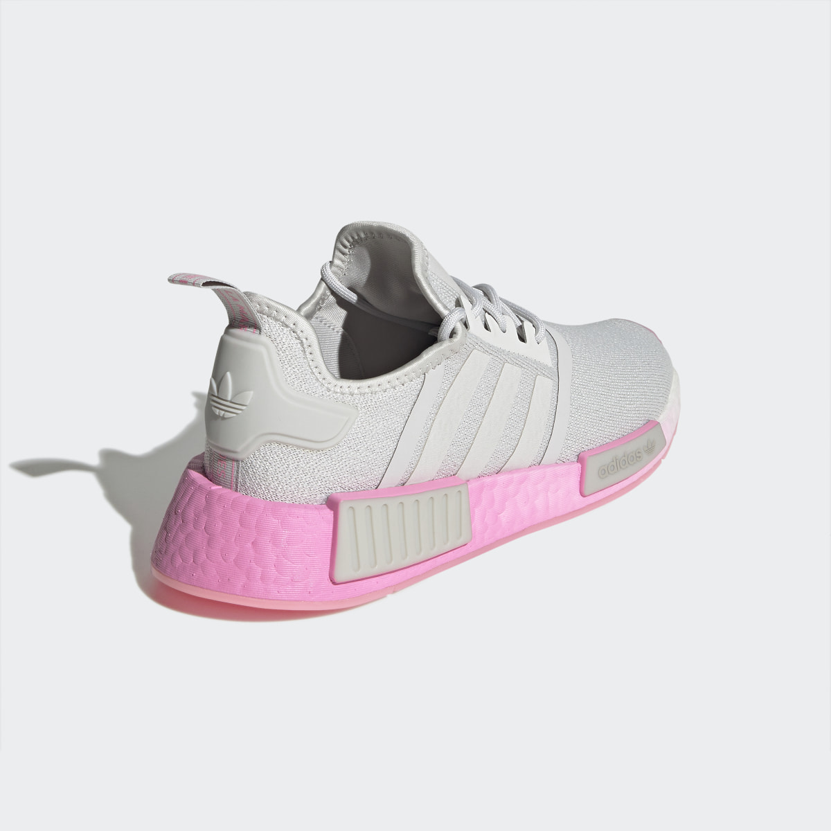 Adidas Chaussure NMD_R1. 6