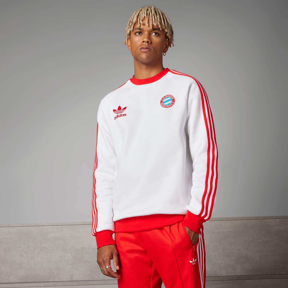 日本未発売】FC BAYERN ORIGINALS SWEATSHIRT