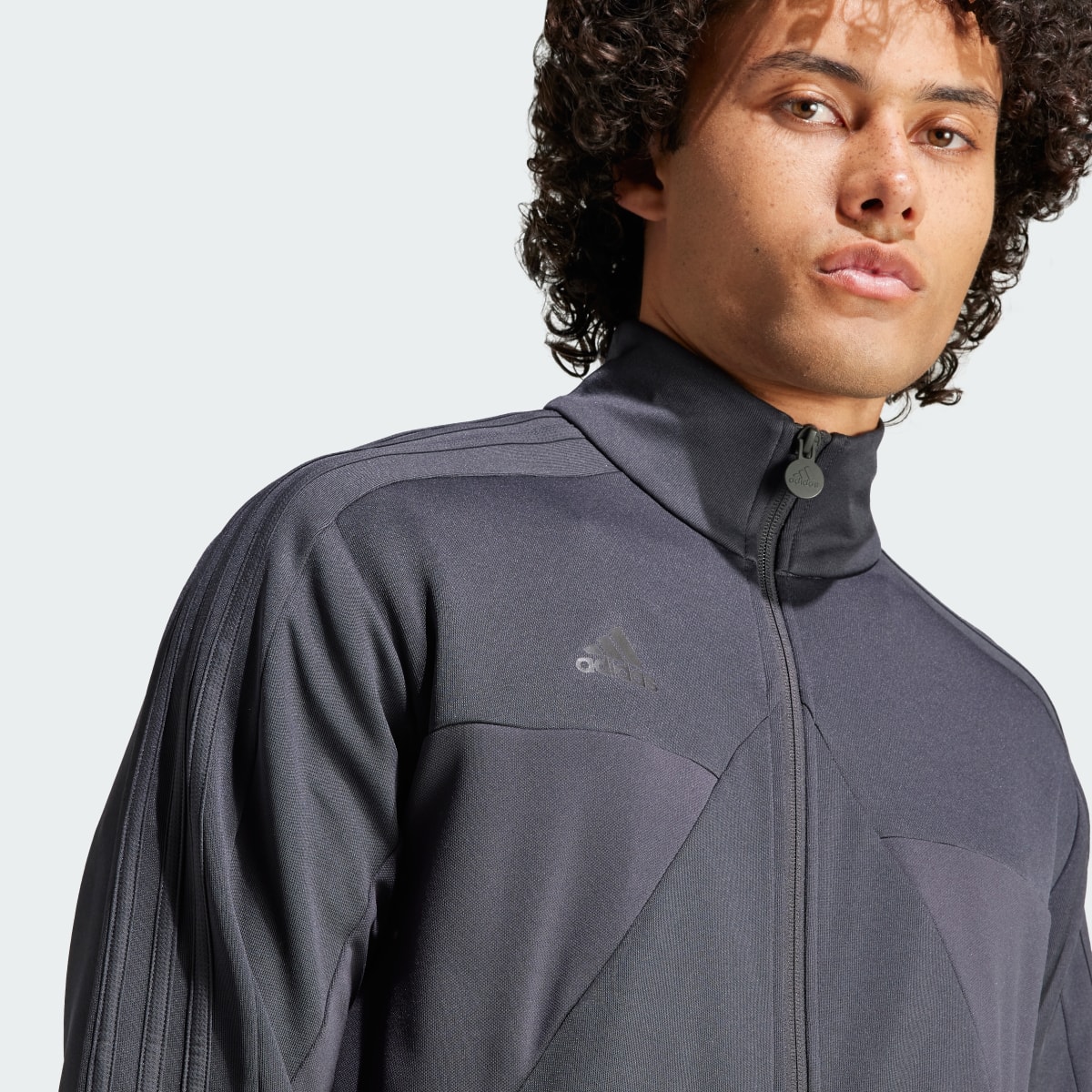 Adidas Veste de survêtement réfléchissante Tiro. 6