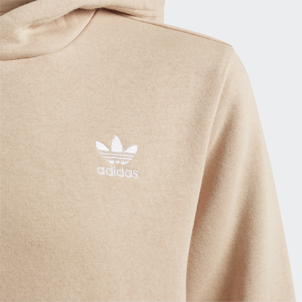 Adidas Adicolor Hoodie. 4