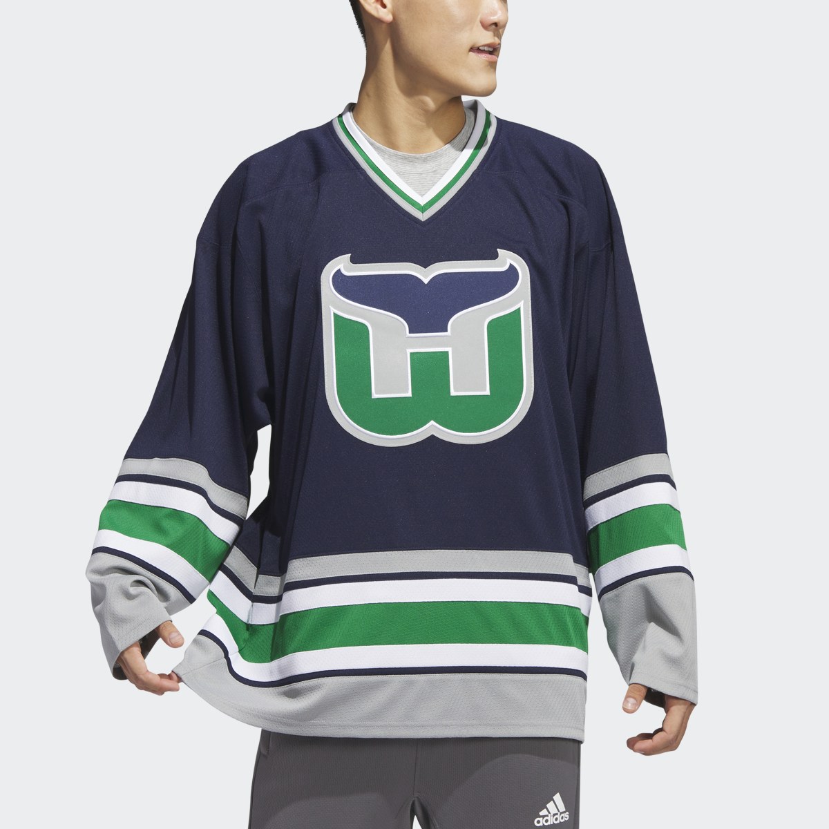 Adidas Whalers '94 Team Classics Jersey. 3